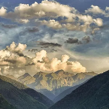 Nyaraló Cures Luchon *