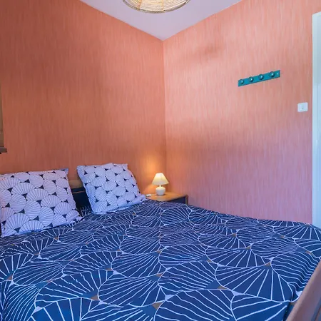 Nyaraló Cures Luchon *